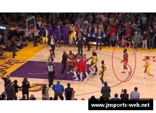 NBA群架现场曝光！球员间激烈冲突引发赛场风波